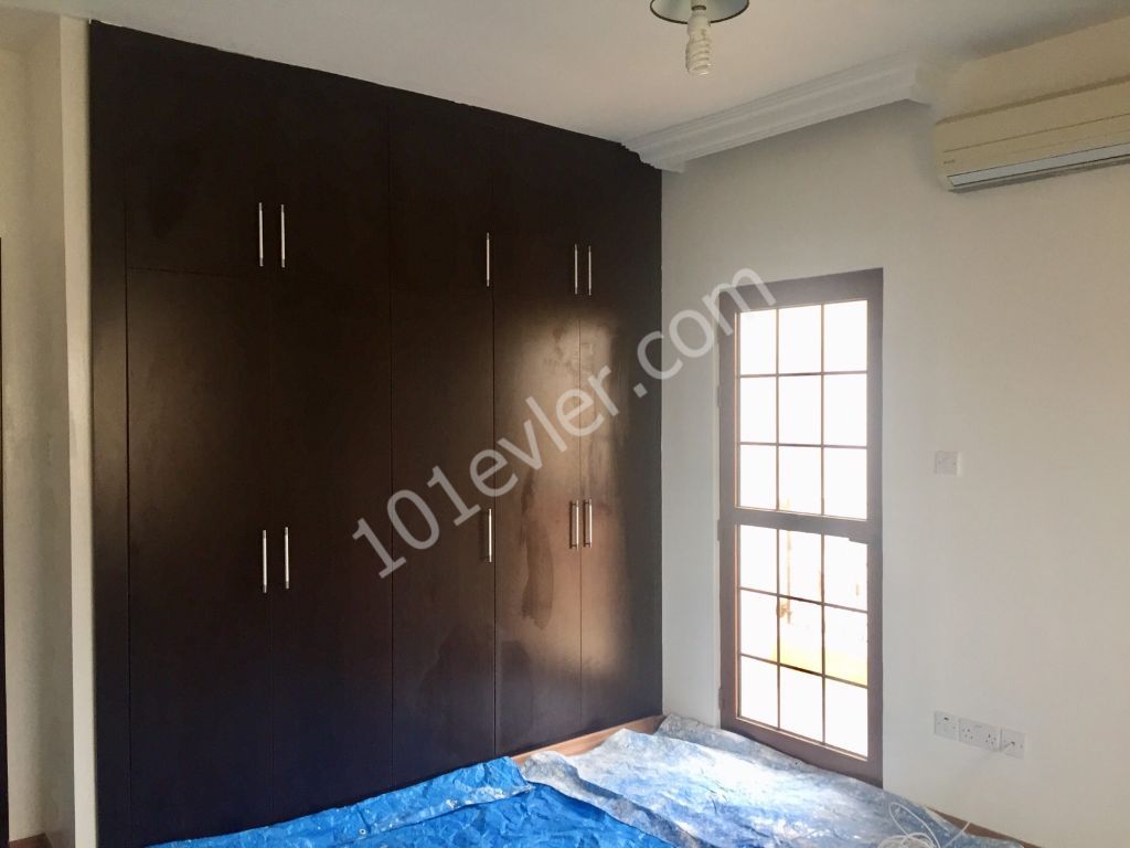 3+1 Unfurnished Duplex Detached House for Rent in Nicosia Hamitköy (Dumlupınar) Region 400 Stg