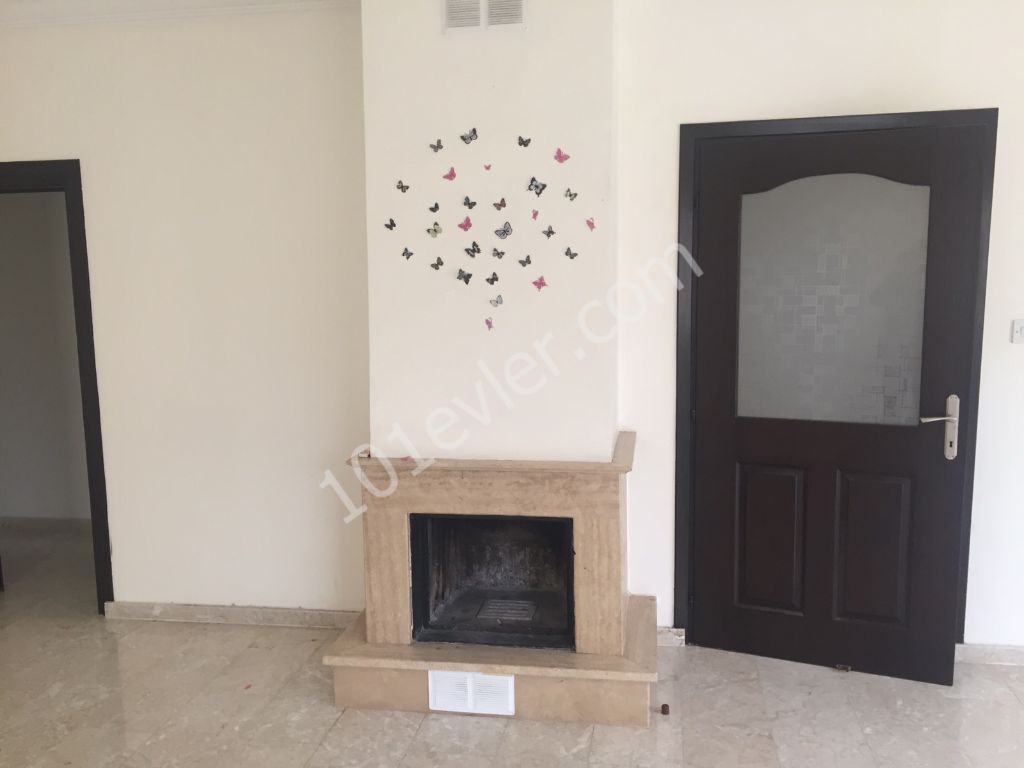 3+1 Unfurnished Duplex Detached House for Rent in Nicosia Hamitköy (Dumlupınar) Region 400 Stg