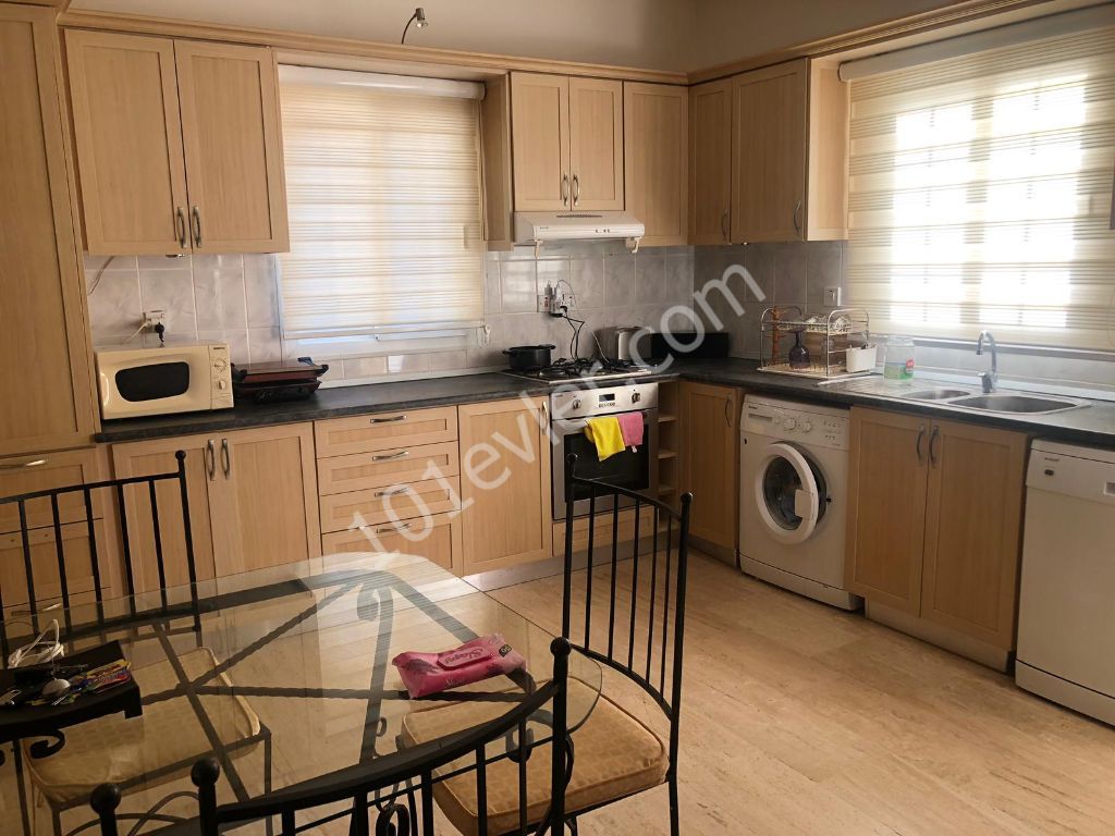 Girne Alsancak 3+1 Satılık Villa 139000 STG