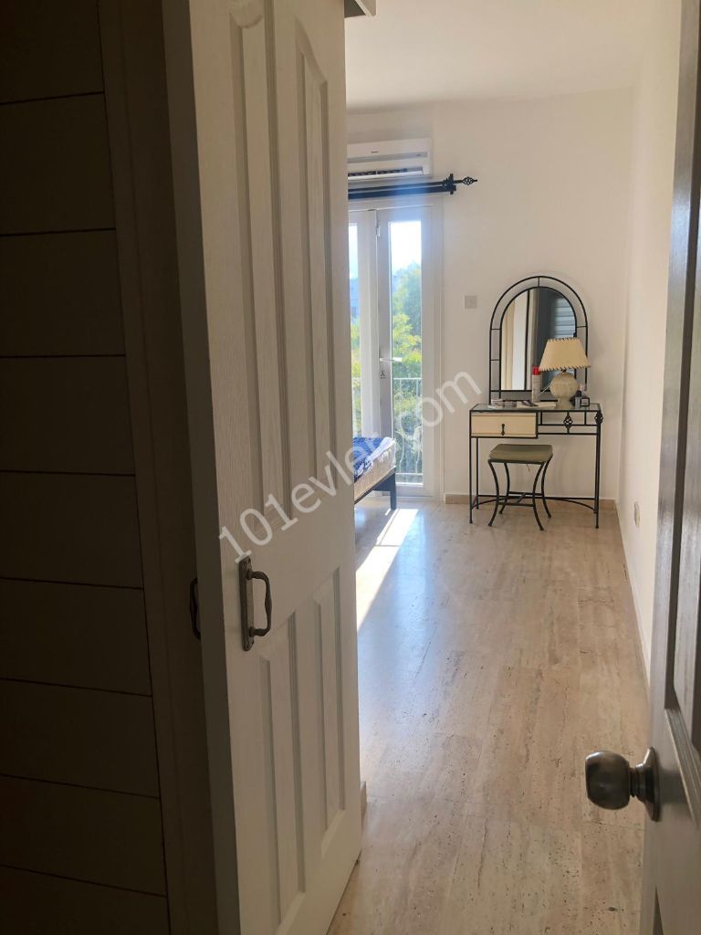 Girne Alsancak 3+1 Satılık Villa 139000 STG