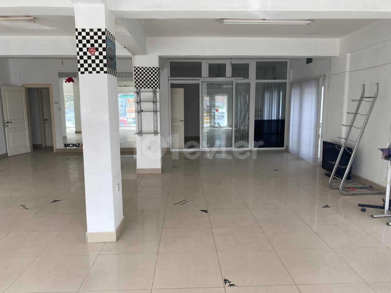 A Business Place for Rent in Nicosia Kermiya (Thick Road) 1,500 STG ** 