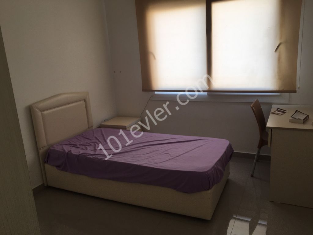 Lefkoşa Gönyeli'de Kiralık Full Eşyalı 2+1 Daire 2,400 TL