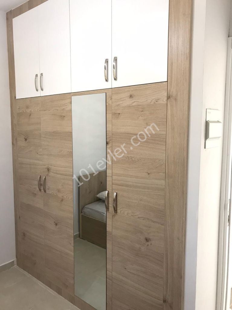 Lefkoşa Gönyeli'de Kiralık Eşyalı 1+1 Daireler 1750 TL