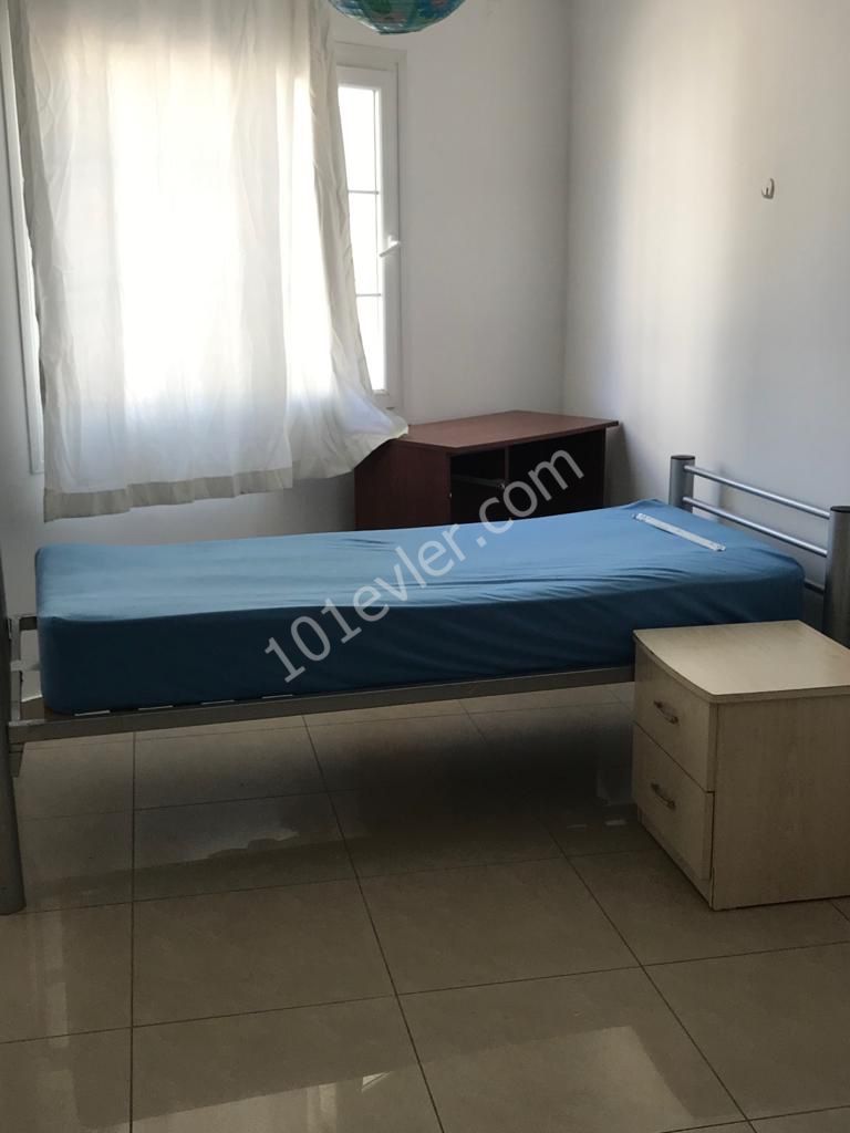 Lefkoşa Gönyeli'de 2+1 1500 tl 6+6 ödemeli daire