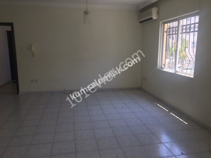 Lefkoşa Ortaköyde Satılık 3+1 Türk Malı Daire 58.000 STG