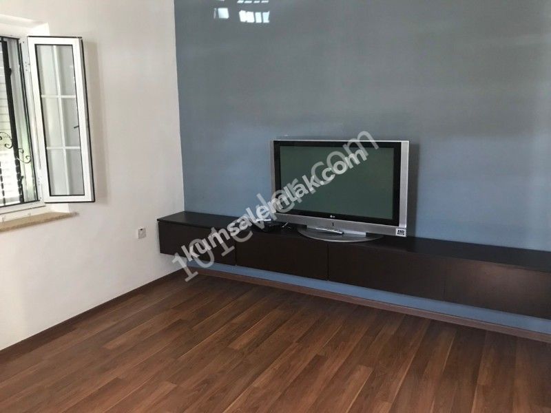 Detached House To Rent in Köşklüçiftlik, Nicosia