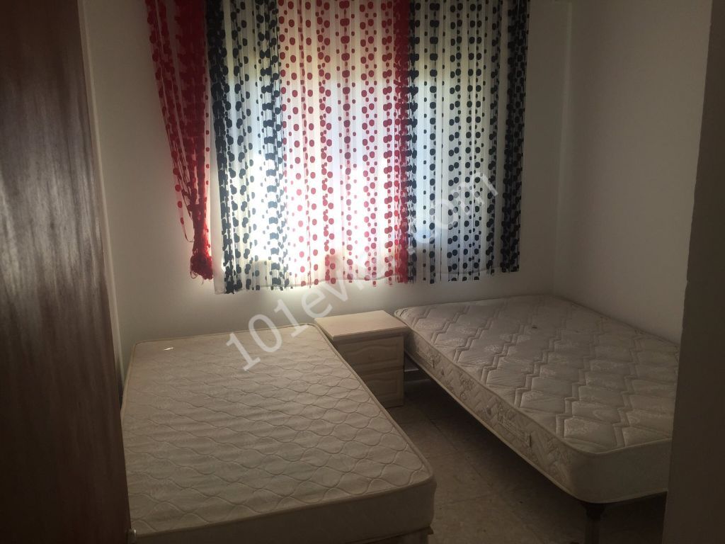 Lefkoşa Kaymaklı'da Kiralık Eşyalı Daire 2000 tl 6+6 Ödemeli