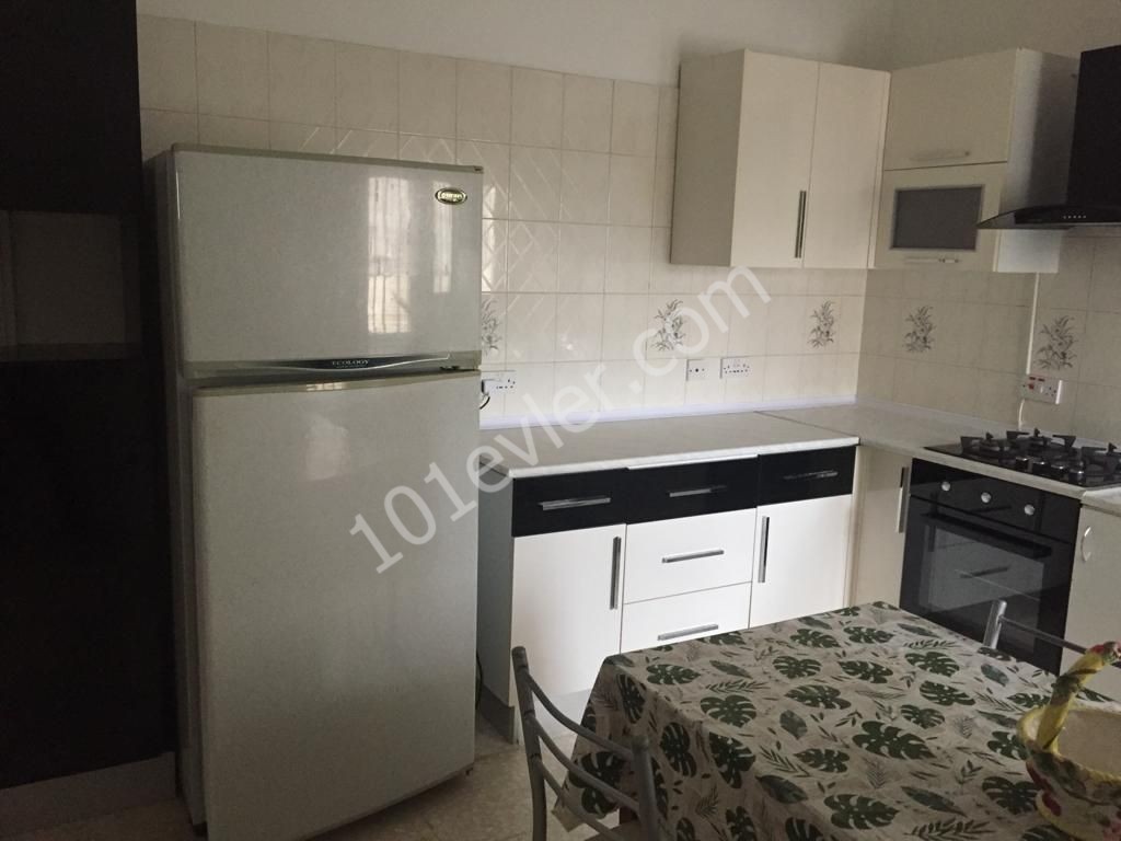 Lefkoşa Kaymaklı'da Kiralık Eşyalı Daire 2000 tl 6+6 Ödemeli