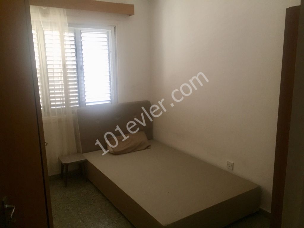 Kızılbaş Devpa Süpermarket Yanı 3+1 Eşyalı Kiralık daire Aylık Ödemeli 2000 TL