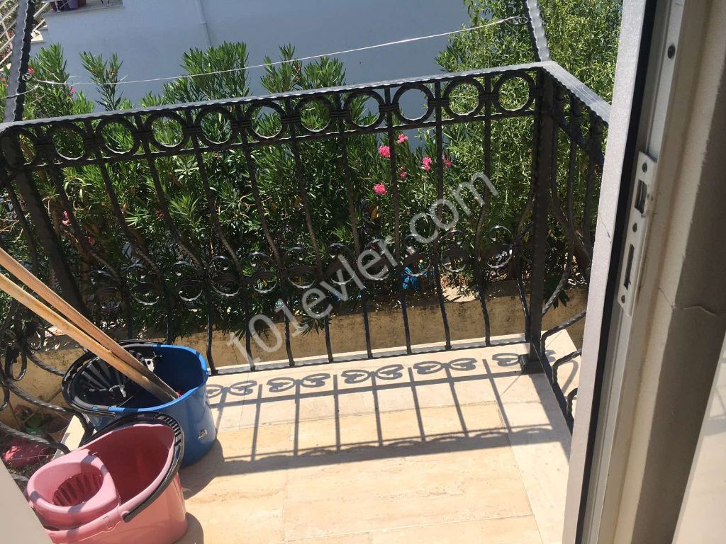 Girne Karaoğlanoğlu’nda Kiralık 2+1 Full Eşyalı Aylık Ödemeli Daire