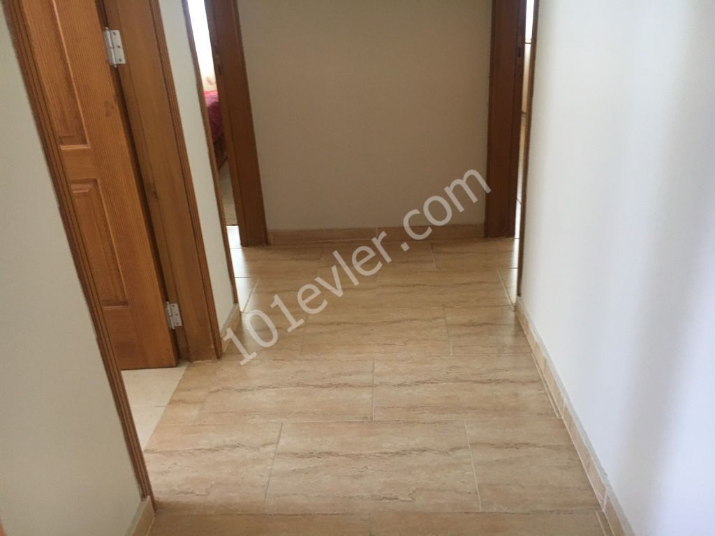 Flat To Rent in Karaoğlanoğlu, Kyrenia