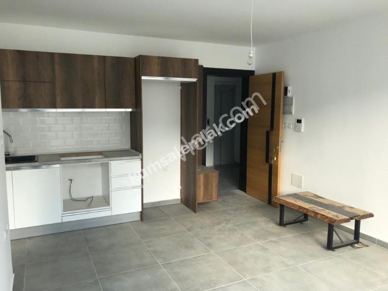 Flat For Sale in Yukarı Girne, Kyrenia