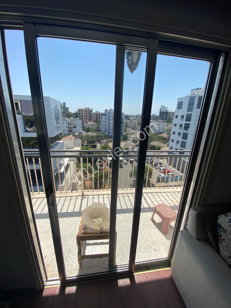 Flat For Sale in Yenişehir, Nicosia