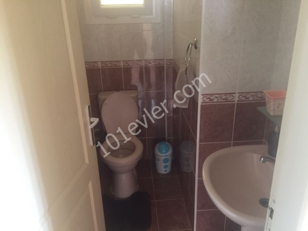 3+ 1 130M2 APARTMENT FOR SALE IN NICOSIA METEHA 63,000 STG ** 