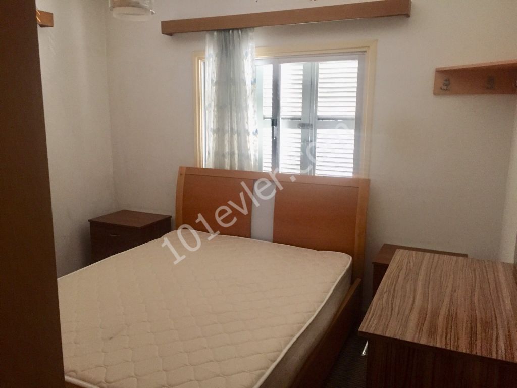 LEFKOŞA GELİBOLU'DA ZEMİN KATTA SATILIK 3+1 DAİRE