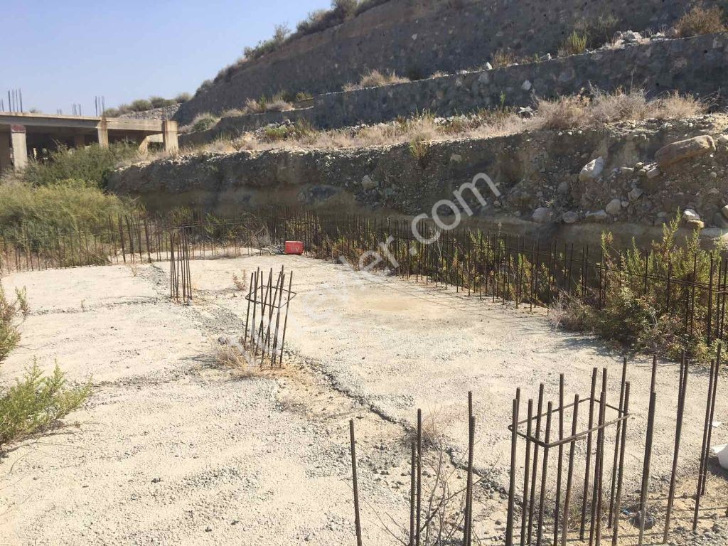 LAND FOR SALE IN KYRENIA ARAPKOY, MADE IN TURKEY FOR SALE 135,000 STG