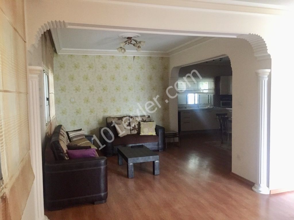 Detached House For Sale in Hamitköy, Nicosia