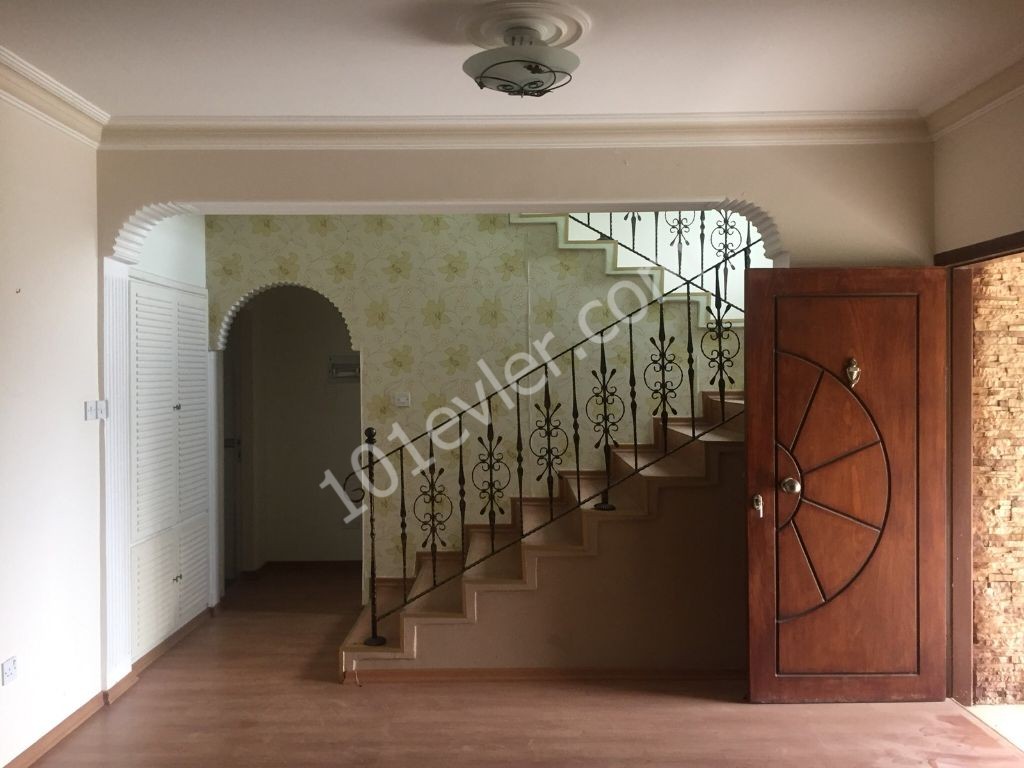 Detached House For Sale in Hamitköy, Nicosia