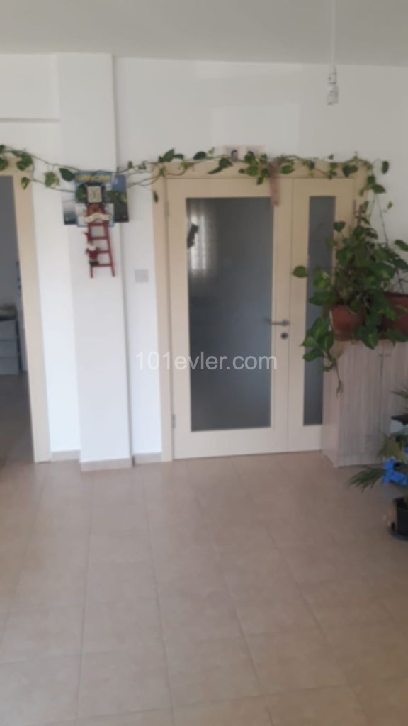 3+ 1 140M2 GROUND FLOOR APARTMENT FOR SALE IN NICOSIA DIKMEN 52,000 STG ** 