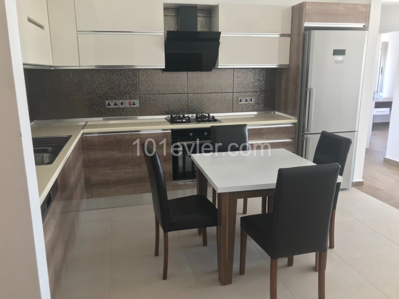 LEFKOŞA KÖŞKLÜÇİFTLİK'DE SATILIK 2+1 LÜX DAİRE 65,000 STG