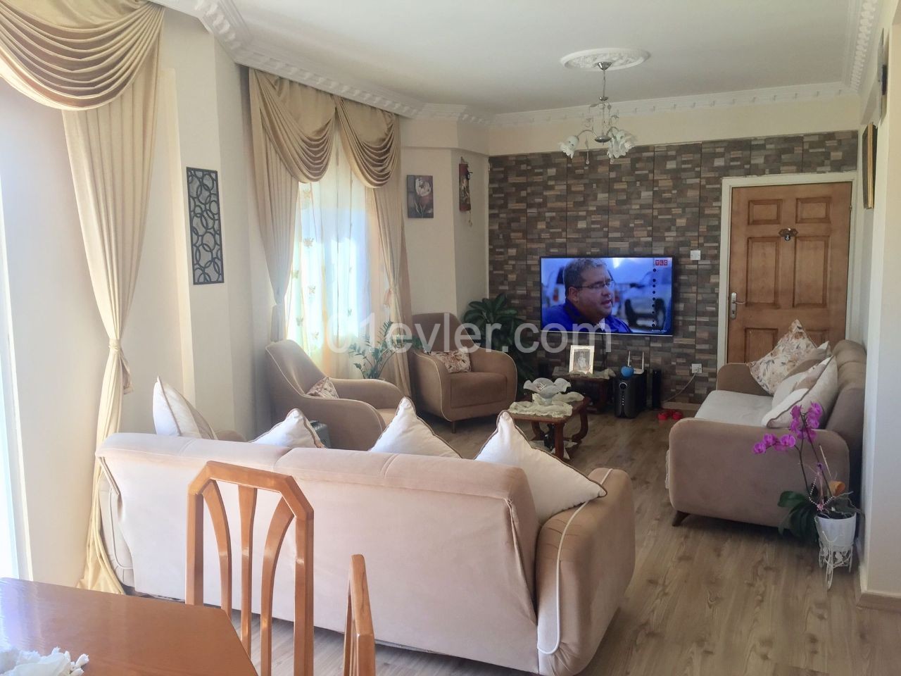 2 + 1 80 M2 квартира на продажу в Girne Bosphorus 43,000 STG ** 