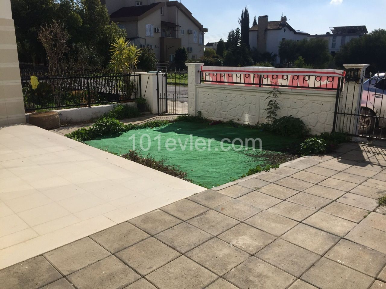 Detached House For Sale in Küçük Kaymaklı, Nicosia