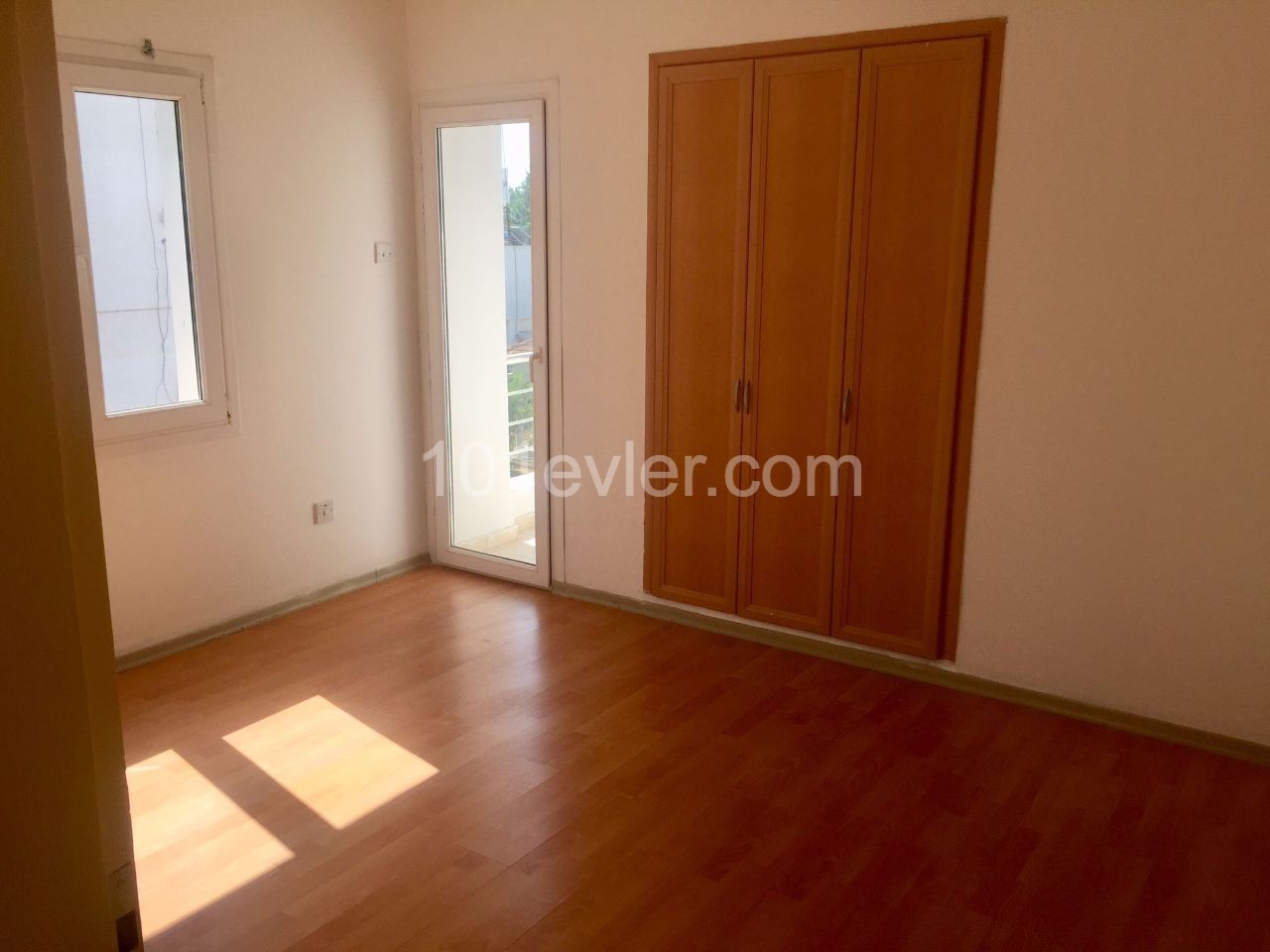 Office To Rent in Köşklüçiftlik, Nicosia