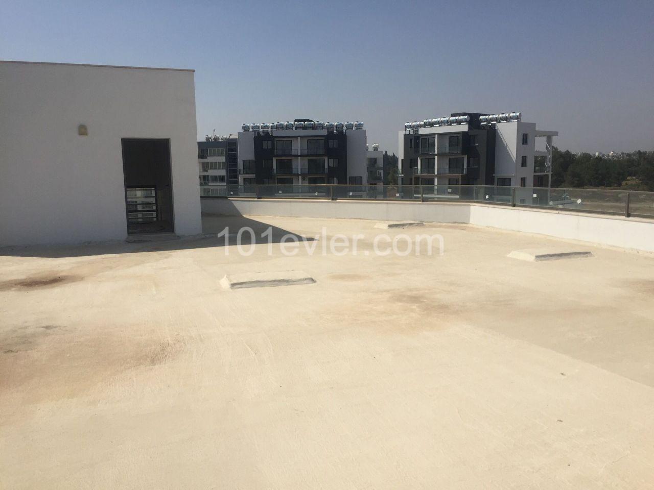 A Complete Building for Rent on Dereboyu Street in Nicosia (Plaza) with a monthly payment of 8,000 STG 1200 m2 ** 