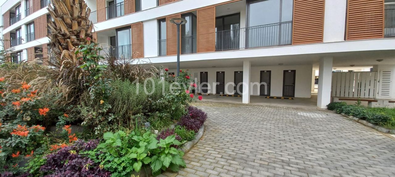 Luxus 3 + 1 Wohnung zum Verkauf in Nikosia Hamitköy 80,000 STG ** 