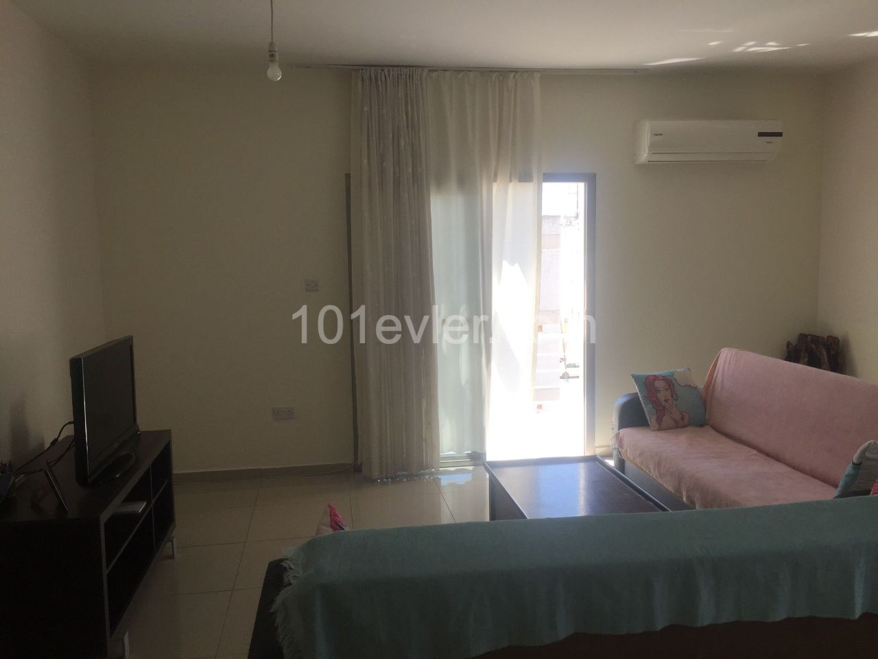 Lefkoşa Gönyeli'de Satılık 3+1 125 M2 Türk Malı Full Eşyalı Daire 52,000 STG