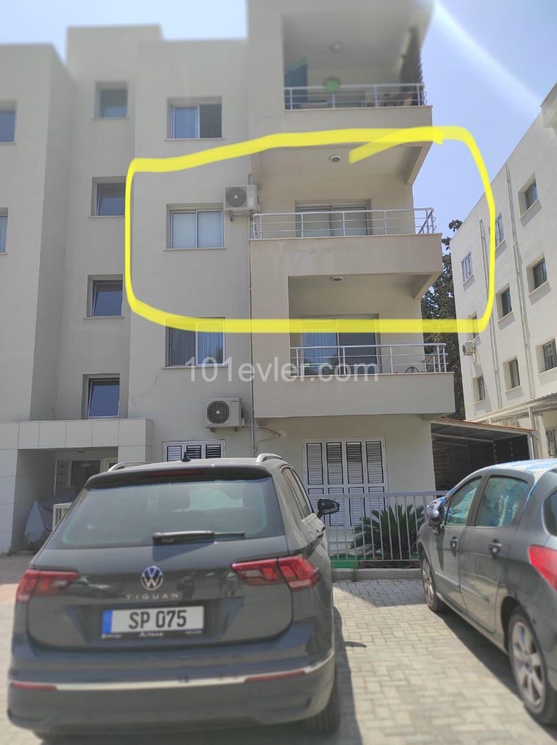 Kyrenia Bosporus in der Türkei 3 + 1 Wohnung zum Verkauf ohne Gegenstände 68,000 STG ** 