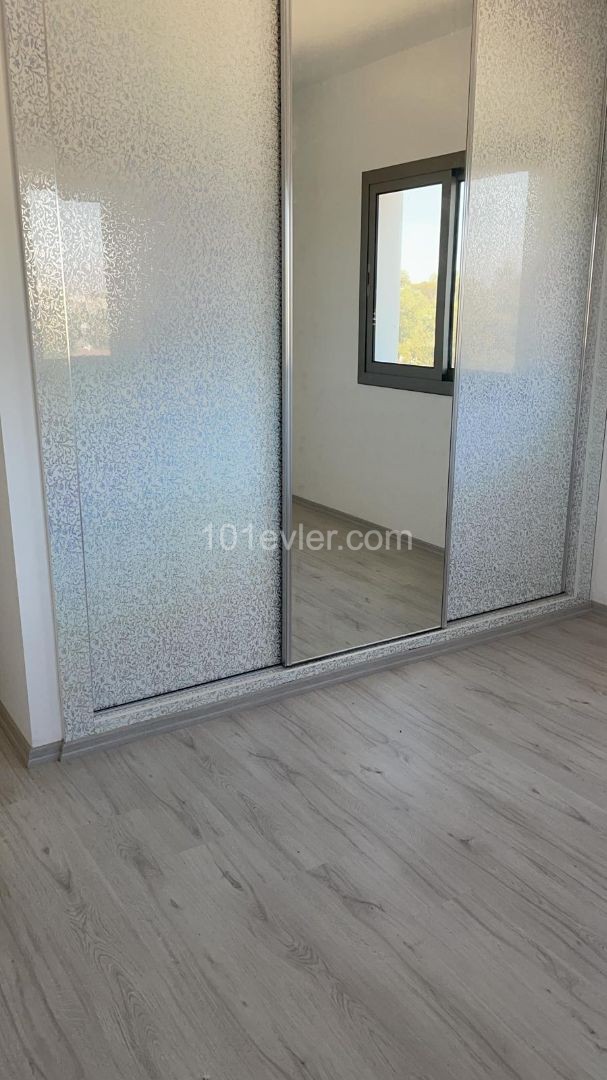 Null Penthouse-Wohnung Zum Verkauf In Nikosia / Strand ** 