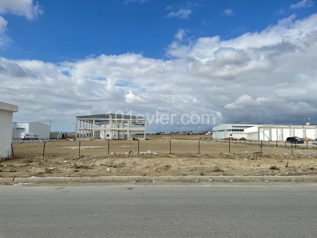 Land For Sale in Nicosia / Alayköy ** 