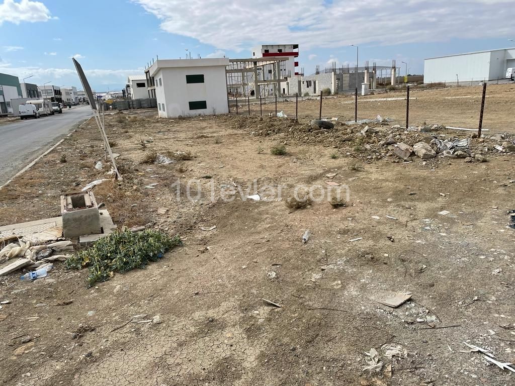 Land For Sale in Nicosia / Alayköy ** 