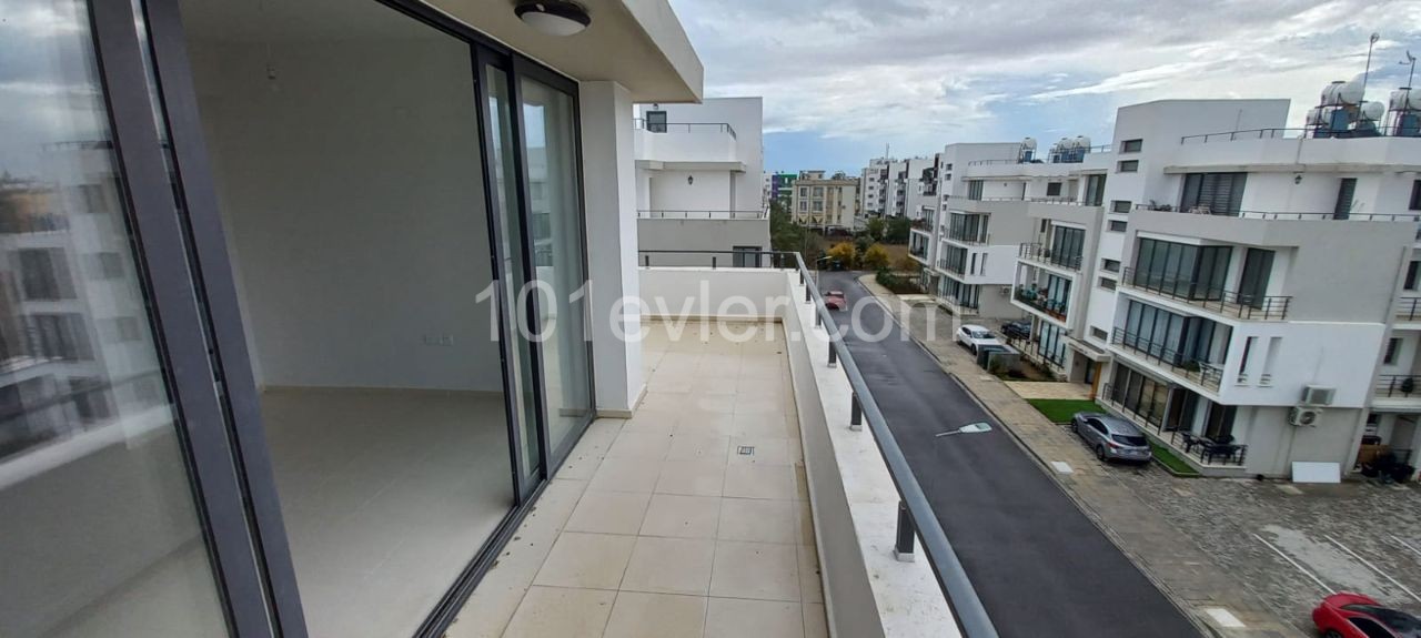 LEFKOŞA KÜÇÜK KAYMAKLIDA 2+1 LÜKS PENTHOUSE