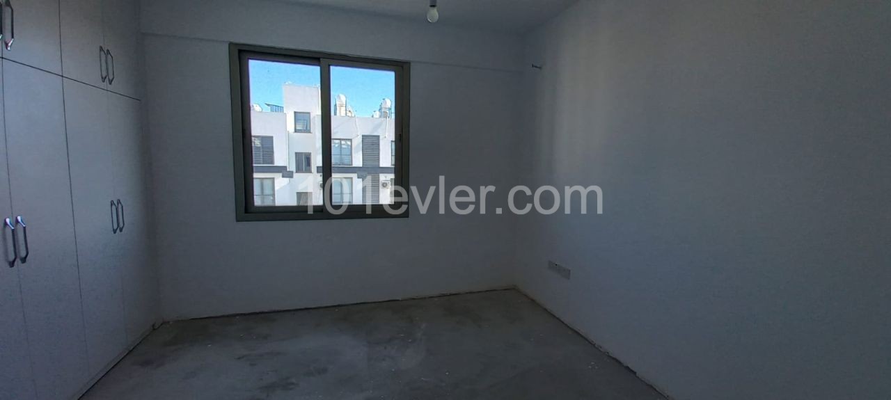 2+1 ZERO FLAT IN NICOSIA GÖNYELİ REGION 42,000.-STG ** 