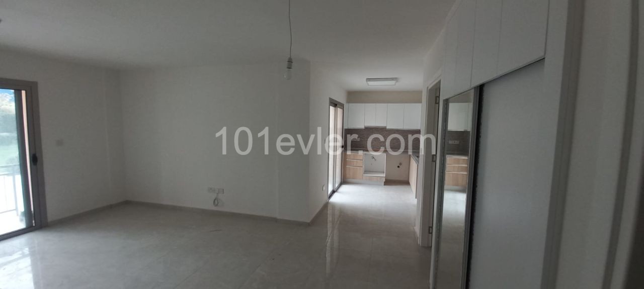 2+1 Flat for Sale with Mountain and Sea View in Kyrenia / Lapta Region ** 