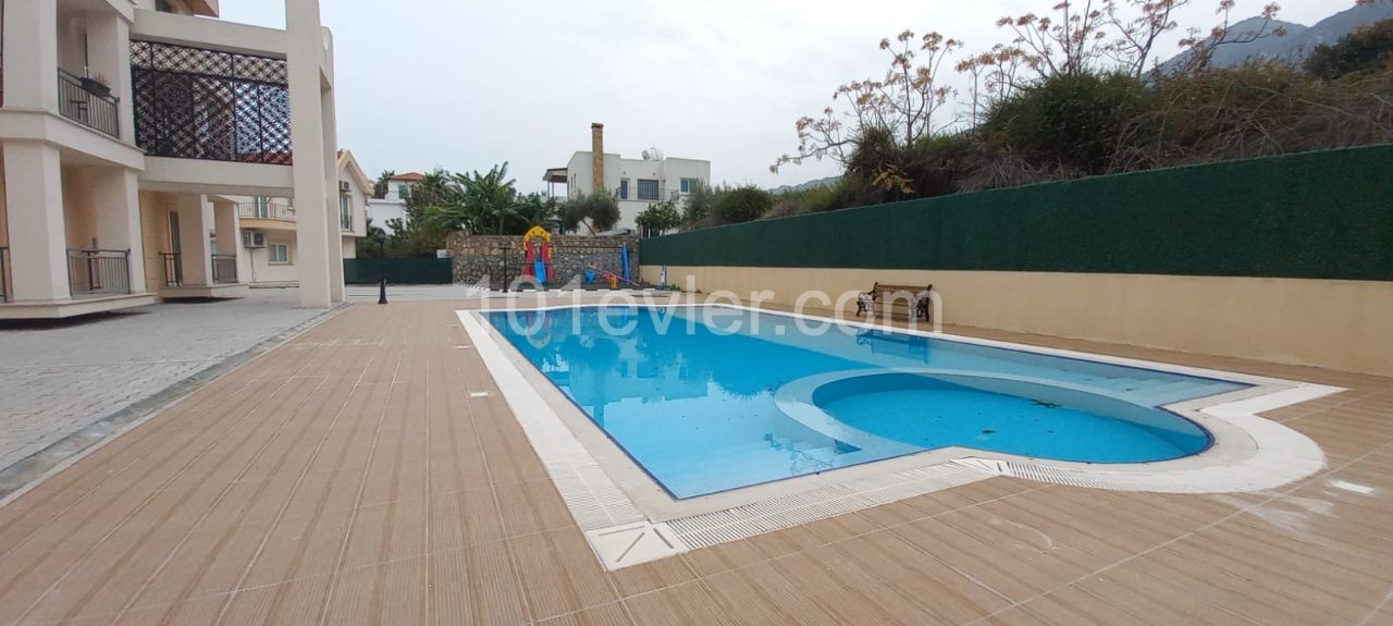 2+1 Flat for Sale with Mountain and Sea View in Kyrenia / Lapta Region ** 