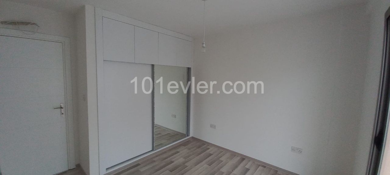 2+1 Flat for Sale with Mountain and Sea View in Kyrenia / Lapta Region ** 