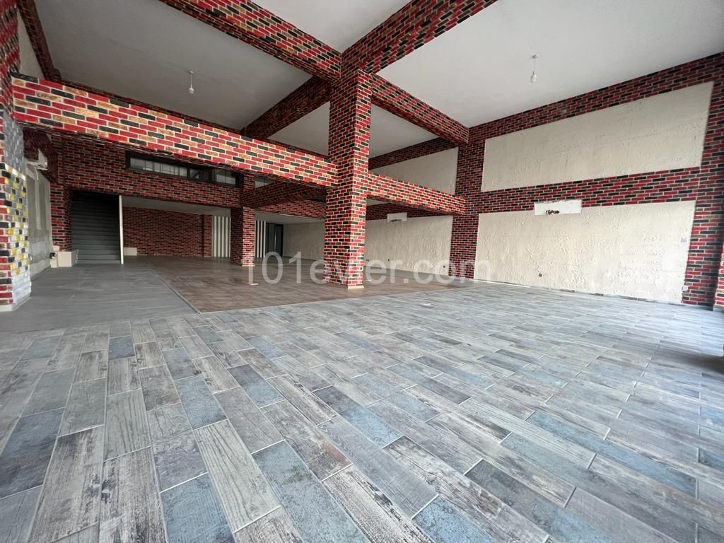 Zu vermieten in Nikosia Kucukkaymakli 360 M2 Bauwerk 2.000 Stg ** 