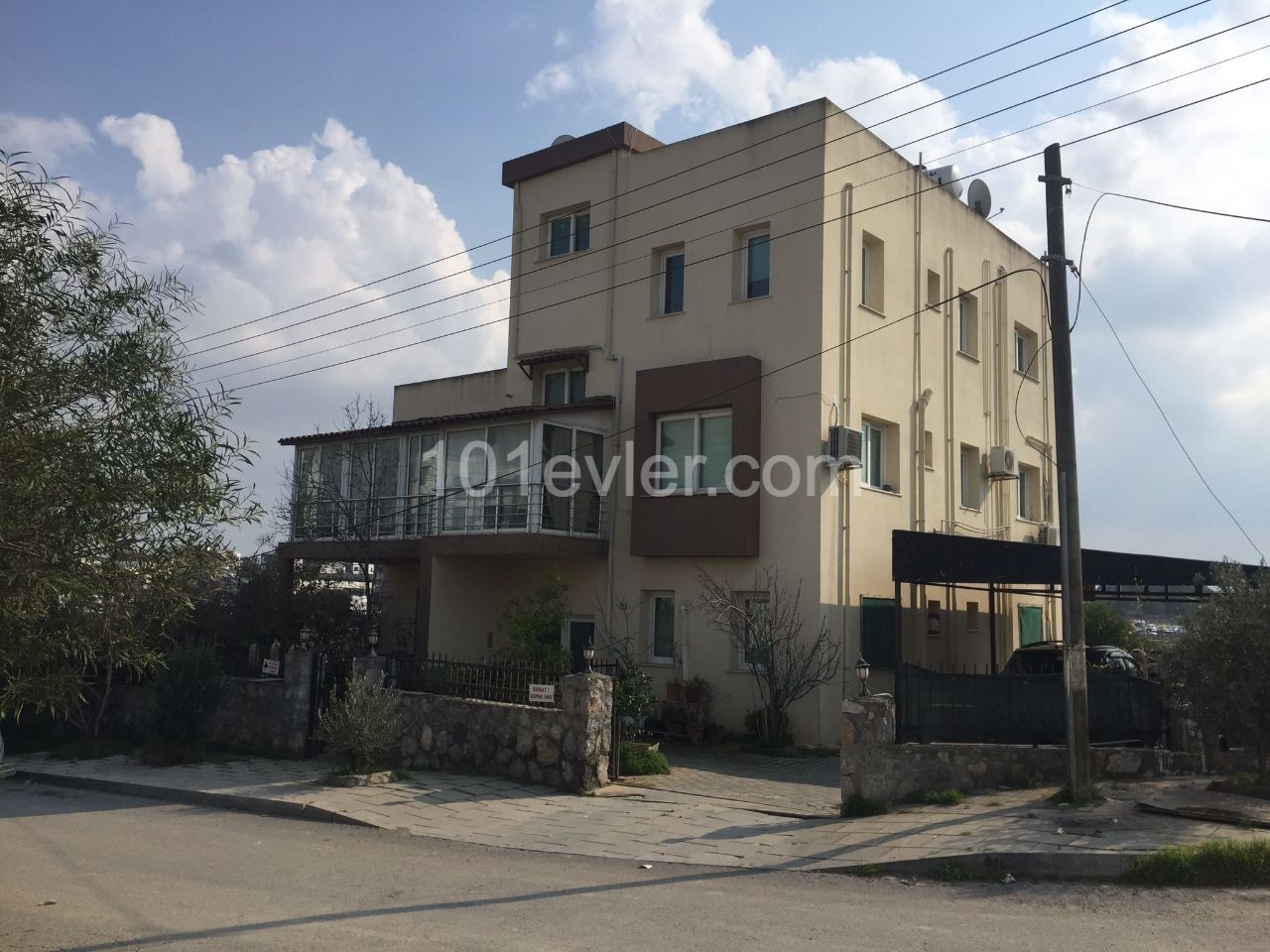 2-Bedroom Penthouse for Rent in Kermiya District ** 