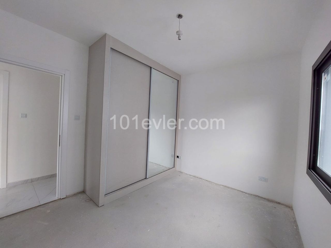 3 Bedroom Flat for Sale in Küçük Kaymaklı Area ** 