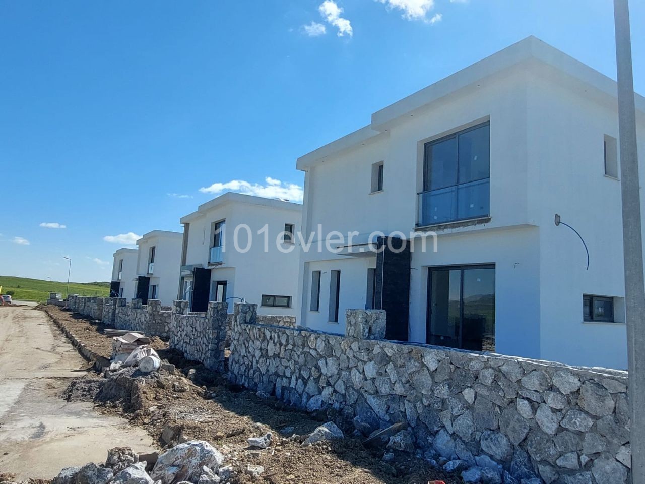 3 Bedroom Detached House For Sale in Dikmen ** 