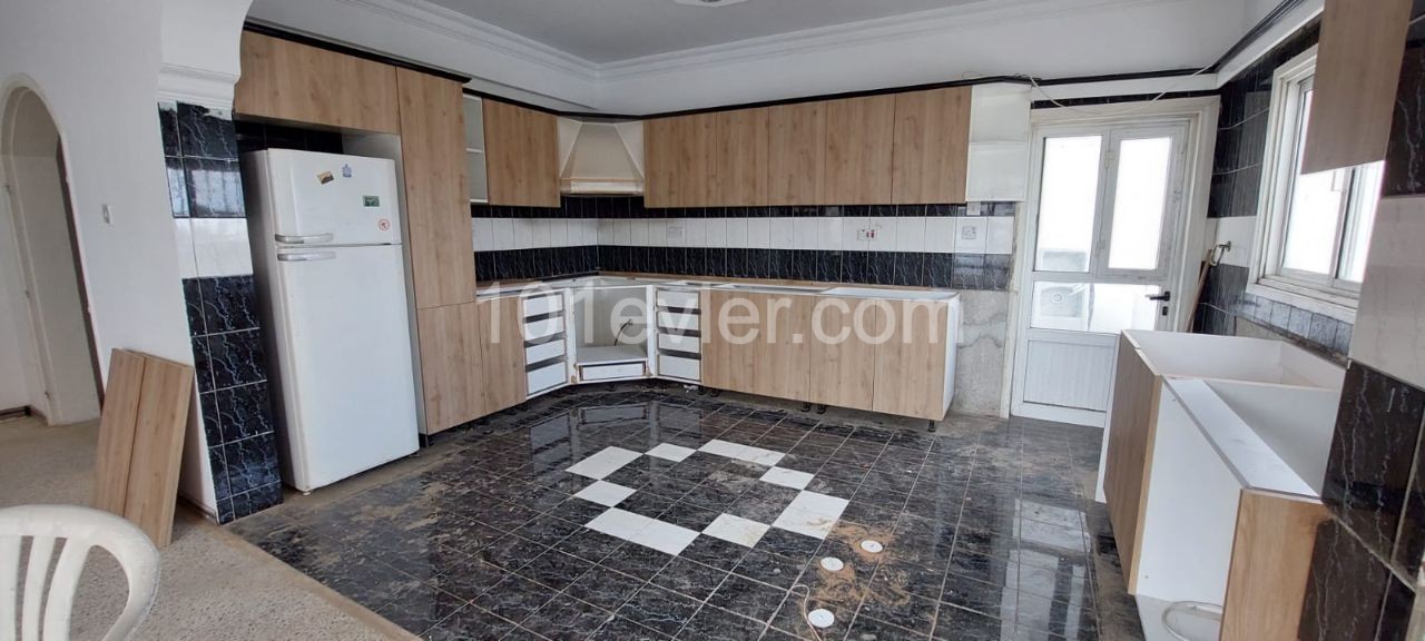 3+1 Turkish Property for Sale in Küçük Kaymaklı, Nicosia 53,000 Stg ** 