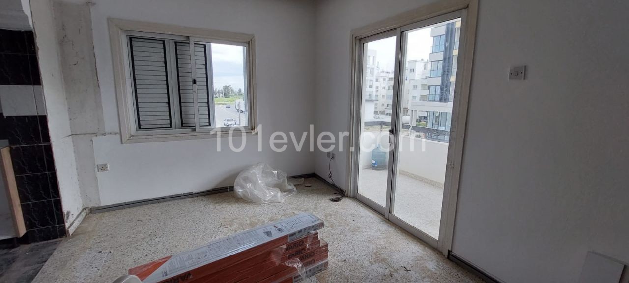 Lefkoşa Küçük Kaymaklı'da Satılık 3+1 Türk Malı Daire 53,000 Stg