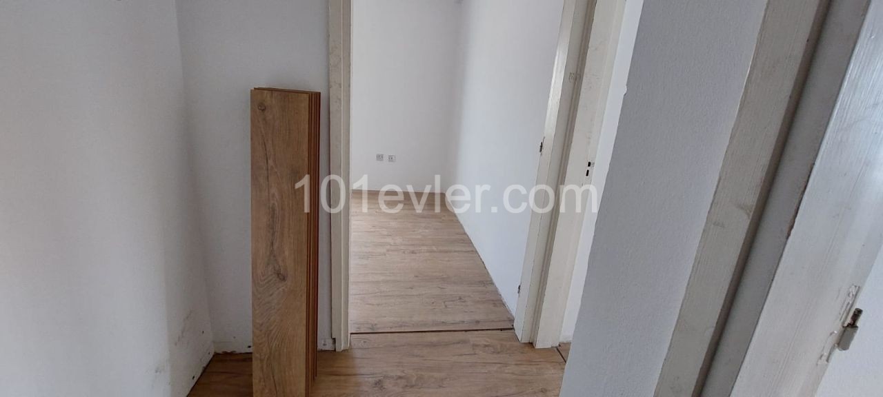 3+1 Türkische Wohnung zum Verkauf in Nikosia Kucuk Kaymakli 53,000 Stg ** 