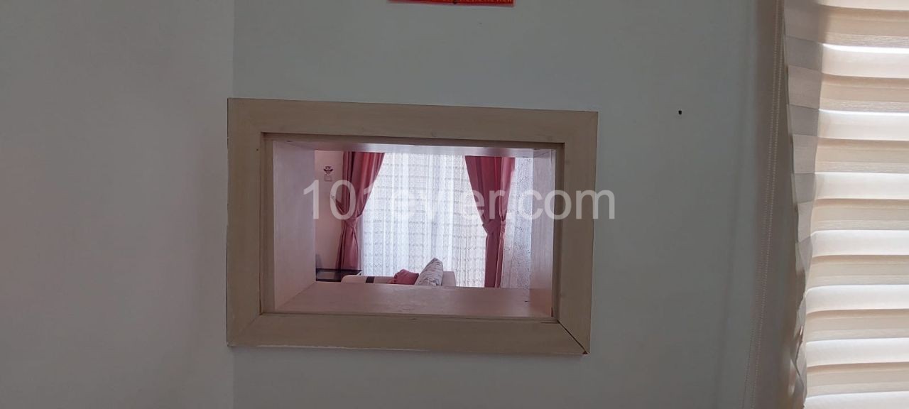 3 Bedroom Flat for Sale in Gallipoli ** 