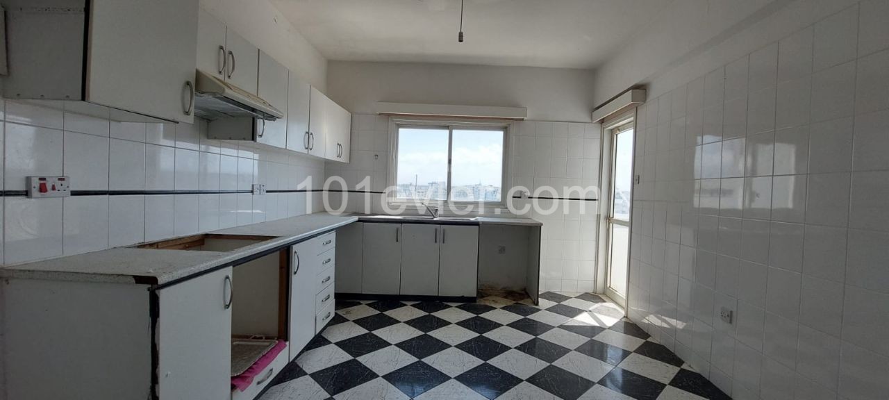 LEFKOŞA / ORTAKÖY'DE 3+1 SATILIK DAİRE 