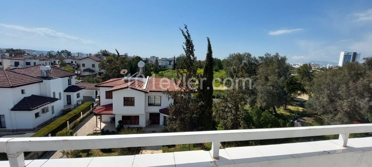 3+1 FLAT FOR SALE IN NICOSIA / ORTAKOY ** 