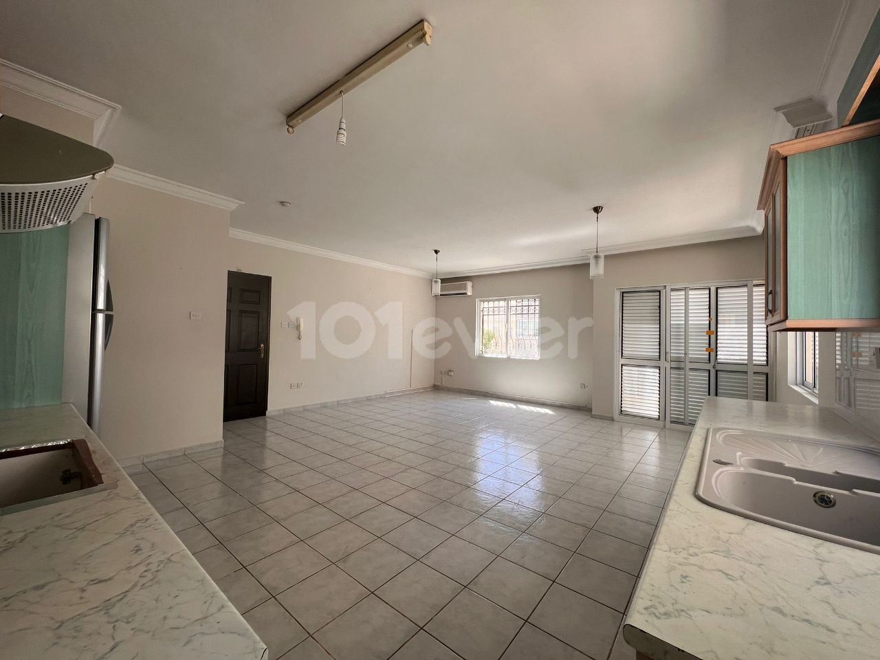 3 +1 TURKISH APARTMENT FOR SALE IN NICOSIA / ORTAKOY ** 